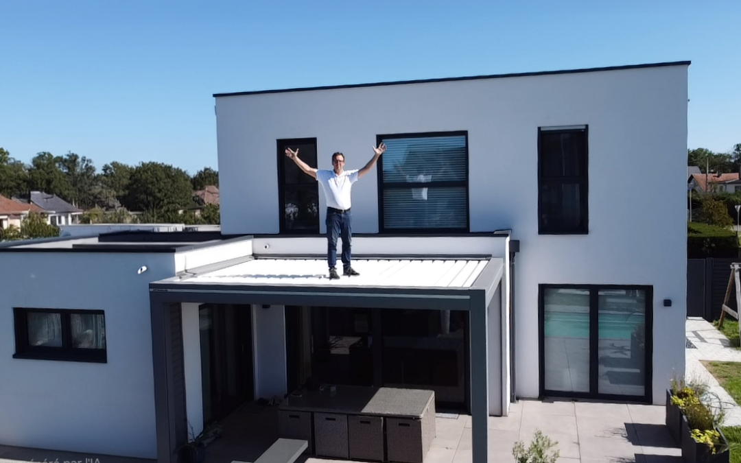 Faut-il un permis pour installer une pergola, un carport ou un pool house ?